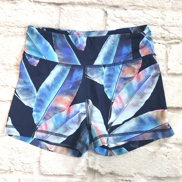 Aeropostale Pants - Live Love Dream shorts size S